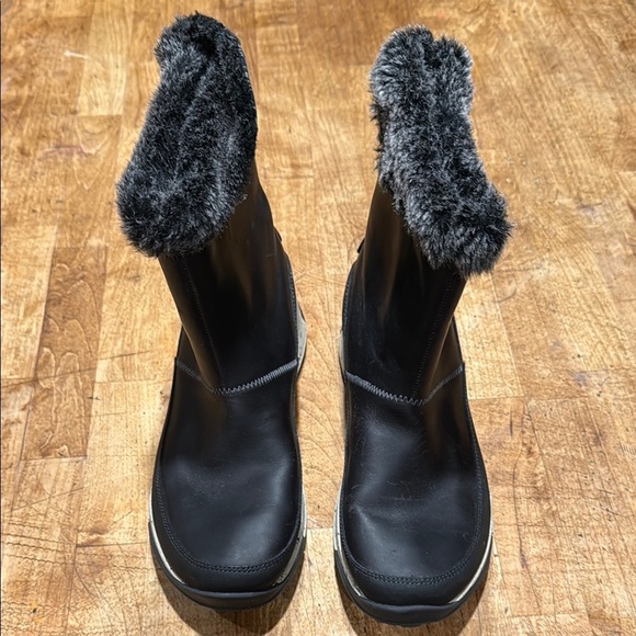 Chaco Boots - Picture 1 of 5